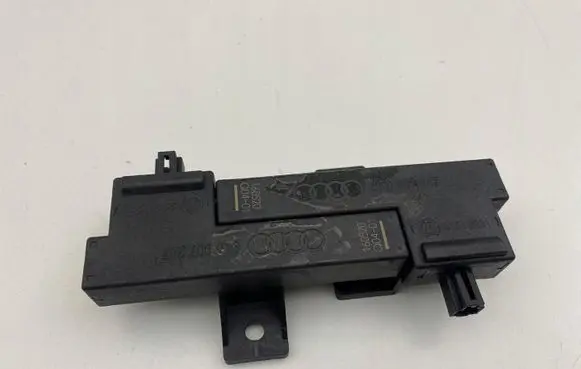 Audi A6 S6 C7 4G Fan control module 4K0907247