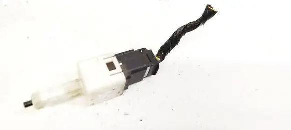 Honda CR-V Brake pedal sensor switch