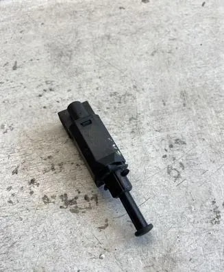 Volkswagen Golf IV Brake pedal sensor switch 927189d