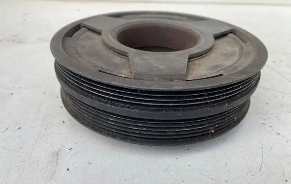 Audi A6 S6 C5 4B Crankshaft pulley