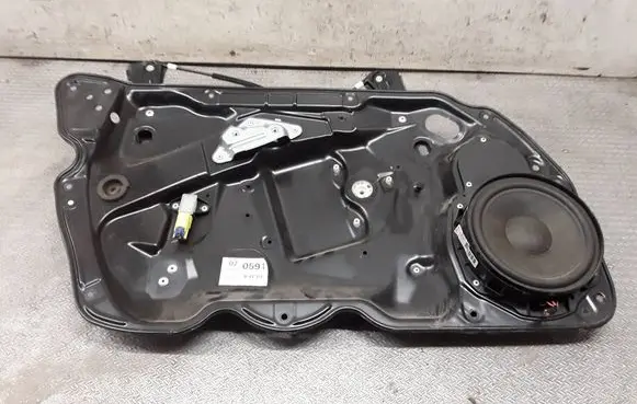 Volkswagen PASSAT B6 Front window lifting mechanism without motor 