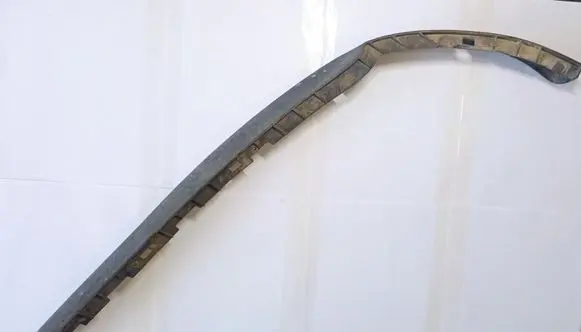 Opel Zafira B Front bumper lip 13247303