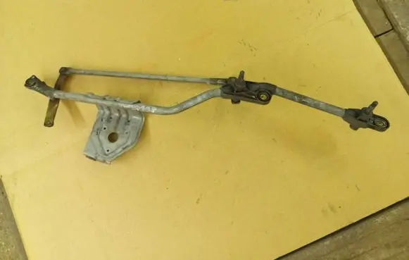 Renault Scenic II - Grand scenic II Front wiper linkage 