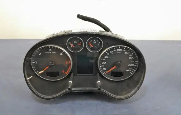 Audi A3 S3 A3 Sportback 8P Speedometer (instrument cluster) 8P0920930Q