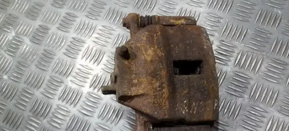 Nissan Primera Front brake caliper