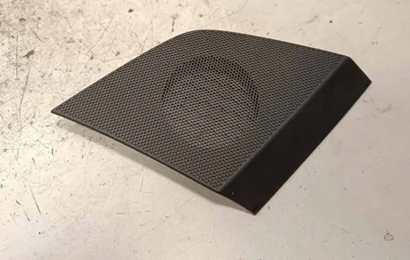 Audi Q7 4M Side speaker trim/cover 4M0857228
