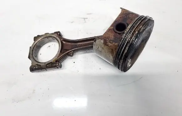 Ford Explorer Piston with connecting rod 98TM-A1D