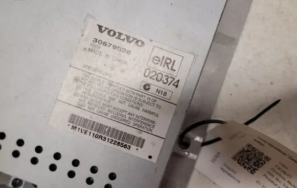 Volvo V50 Sound amplifier 30679536