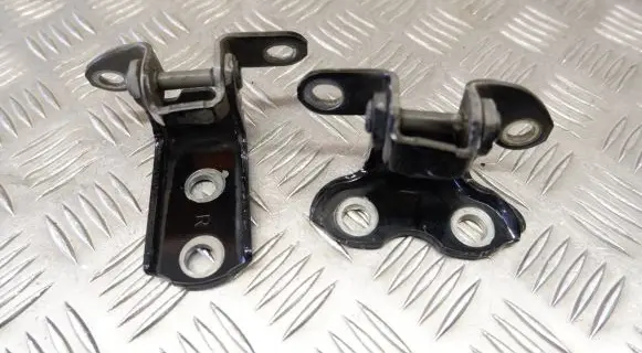 Lexus RX III Rear door hinge set 6875020121 6877052031