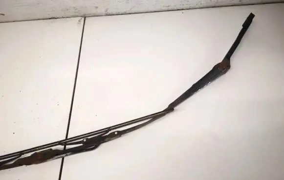Volkswagen Transporter - Caravelle T4 Front wiper blade arm