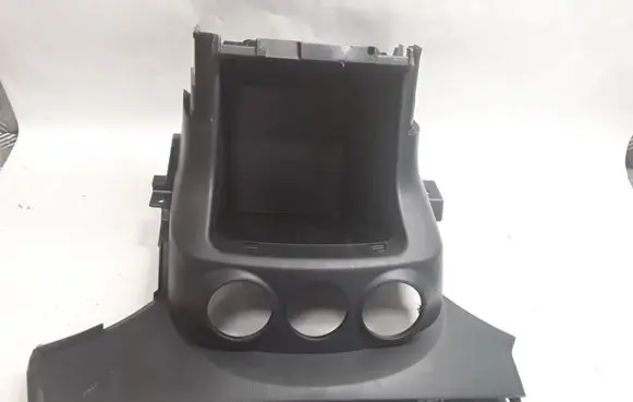 Mitsubishi Outlander Other dashboard part 8002A476 8010A143
