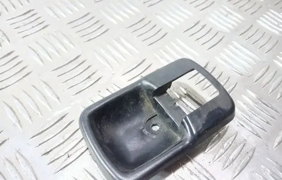 Audi 100 200 5000 C3 Front door handle cover 443837235A