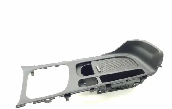 Cup holder front