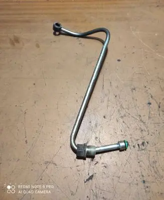 Nissan Juke I F15 Turbo turbocharger oiling pipe/hose