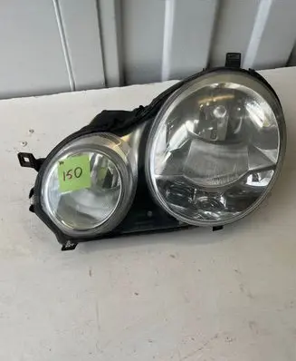 Volkswagen Polo Headlight/headlamp 1305630385