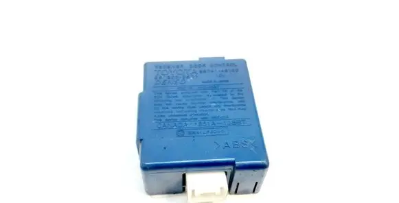 Lexus RX 330 - 350 - 400H Keyless (KESSY) go control unit/module 8974148120