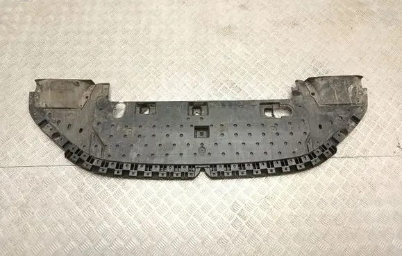 Peugeot 208 II Front bumper skid plate/under tray 9831407380