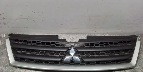 Mitsubishi Outlander Front grill 7450A035