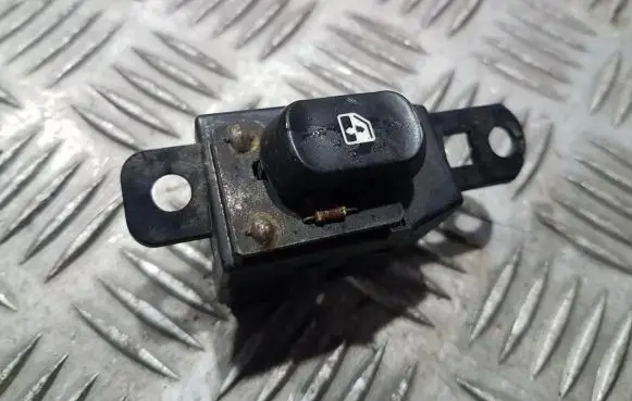 Hyundai Elantra Electric window control switch 9358029000 93580-29000