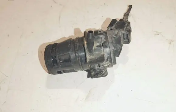 Mazda 6 Windscreen/windshield washer pump 8603109170