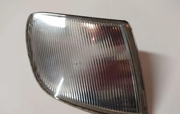Volkswagen PASSAT B4 Front indicator light 3A0941068