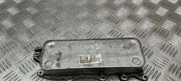 Mercedes-Benz E W212 Oil filter mounting bracket 6421800165