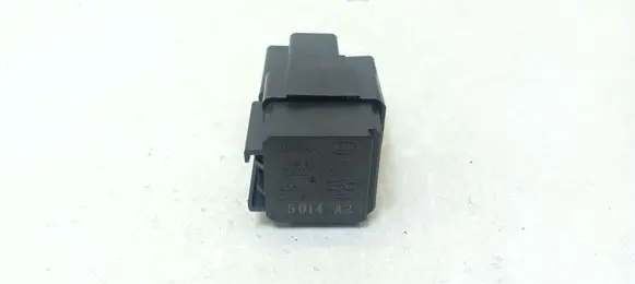 Nissan Qashqai Other relay 252309F915