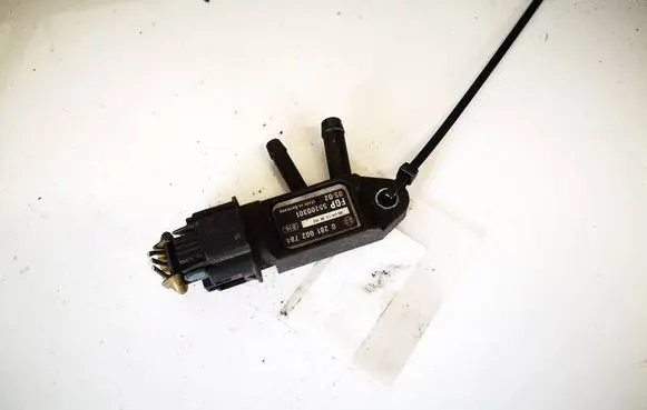 Opel Zafira B Exhaust gas pressure sensor 0281002784 55200301