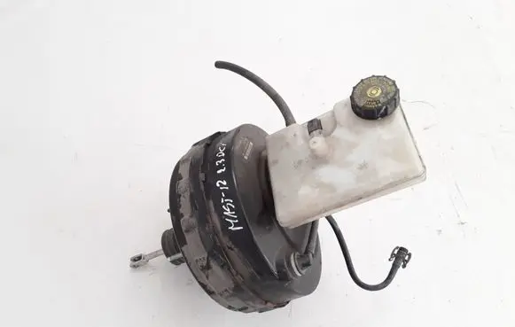 Renault Master III Brake booster