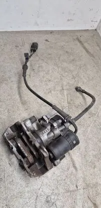BMW i3 Rear brake caliper 6883019