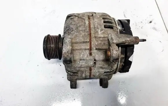 Volkswagen Touran I Generator/alternator 06F903023F 0124525050