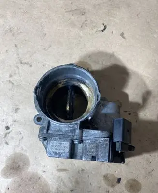 Volkswagen PASSAT B6 Throttle valve A2C53099815 03G128063C 2008050733