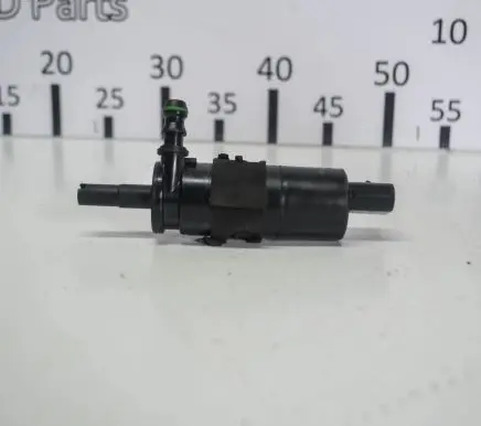 Audi A6 S6 C7 4G Windscreen/windshield washer pump 3B7955681