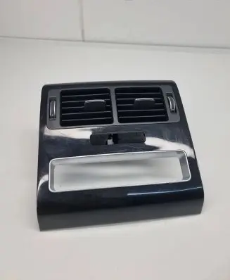 Rear air vent grill