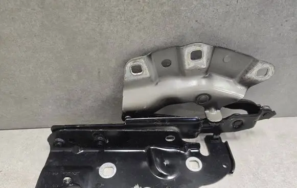 Jaguar I-Pace Tailgate/trunk/boot hinge J9D316801AC