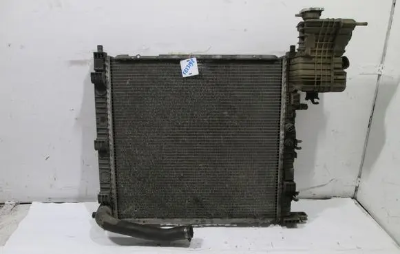 Mercedes-Benz Vito Viano W638 Coolant radiator A6385012201 6385012201 2259810000
