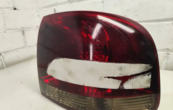Volkswagen Touareg I Rear/tail lights 28258002