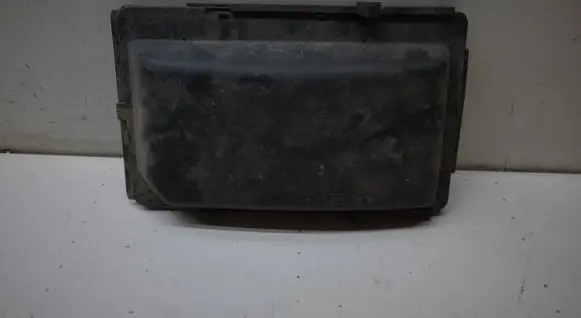 Mercedes-Benz S W220 Fuse box cover 2205400082