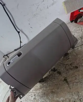 Mazda CX-7 Glove box