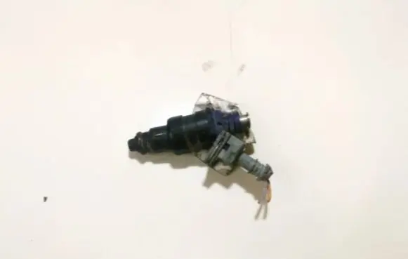 Renault Megane I Fuel injector 866313