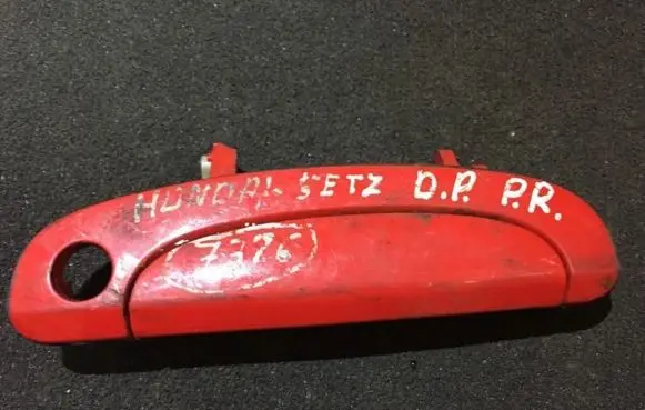 Hyundai Getz Front door exterior handle