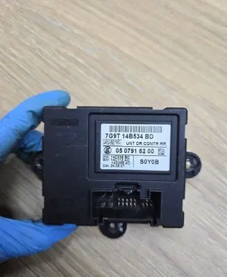 Volvo V60 Door control unit/module 7G9T14B534BD 0507918200