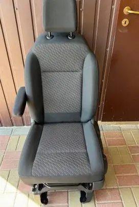 Toyota Proace Front driver seat