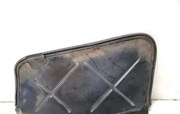 Other engine bay part