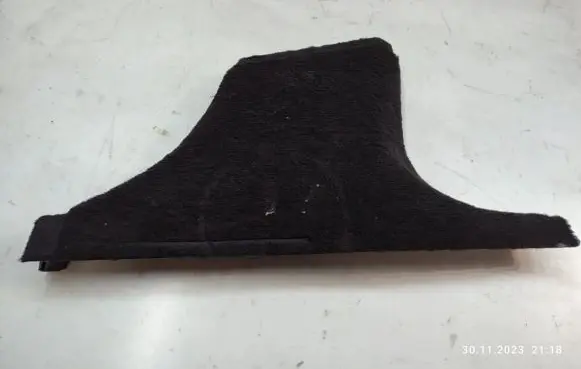 Mercedes-Benz S W221 (B) pillar trim (bottom) A2216901225
