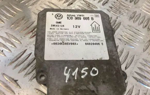 Volkswagen PASSAT B5.5 Airbag control unit/module 1C0909605B 4150
