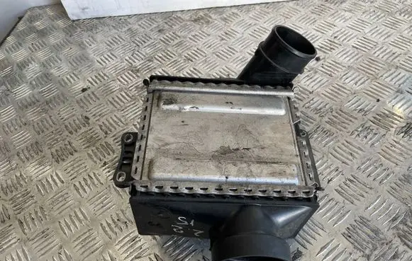 Mercedes-Benz E W212 Intercooler radiator A6510900314