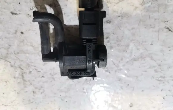 Audi A6 S6 C6 4F Vacuum valve 1K0906283A