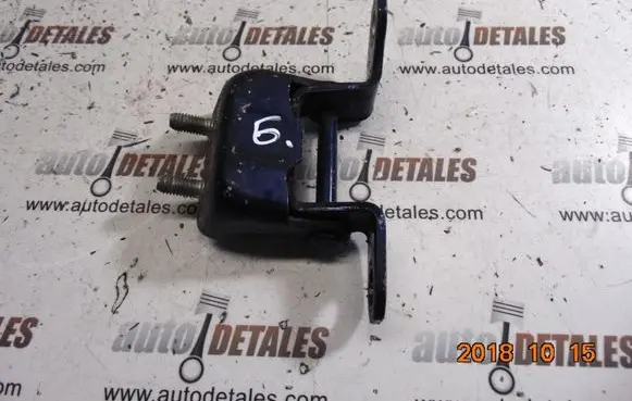 Toyota Corolla Verso E121 Rear door upper hinge