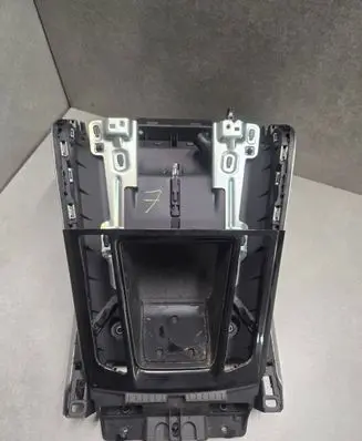 Jaguar I-Pace Other center console (tunnel) element L9D3044C73A